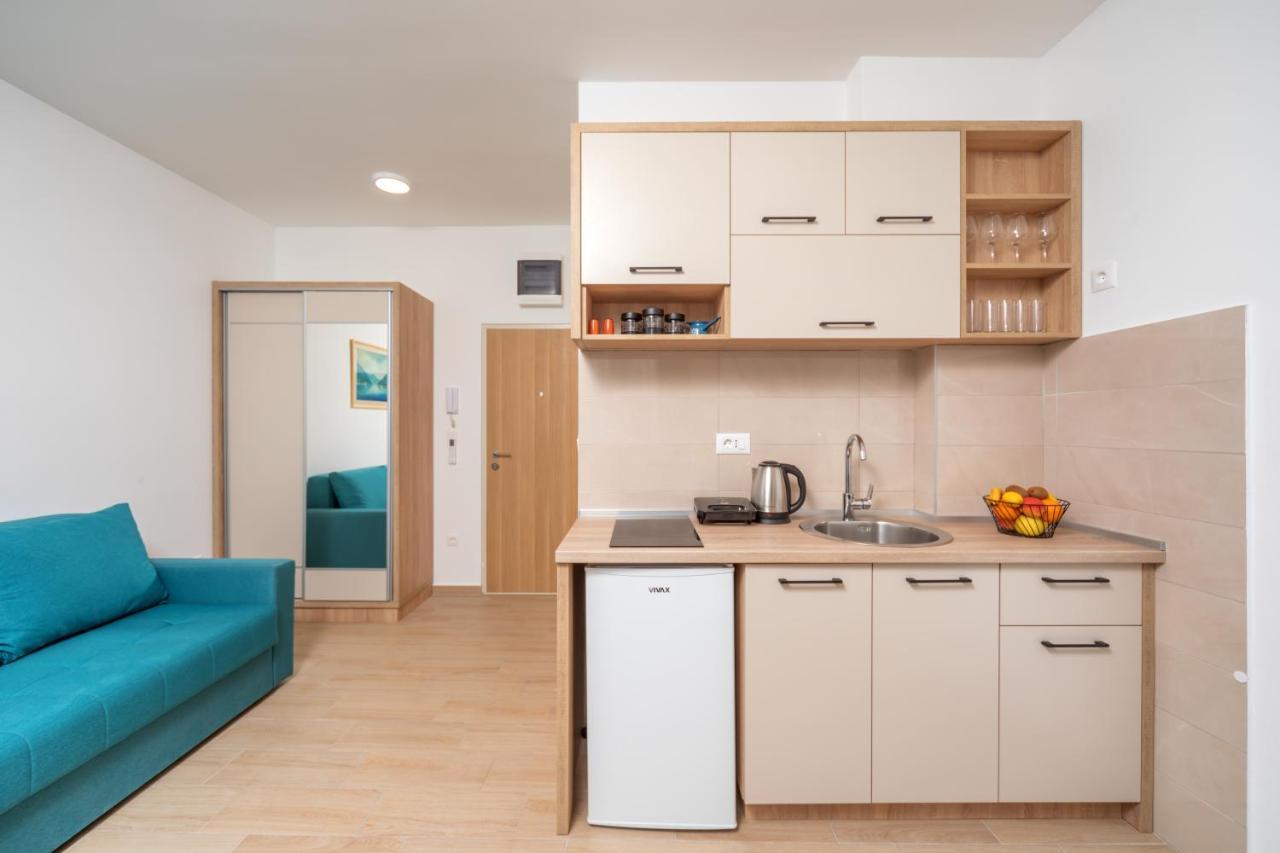 Apartments Bonazza Petrovac Екстер'єр фото