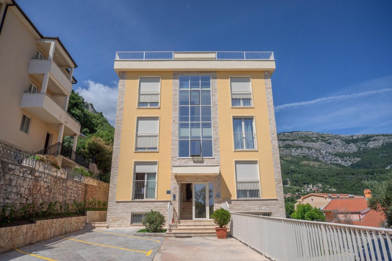 Apartments Bonazza Petrovac Екстер'єр фото